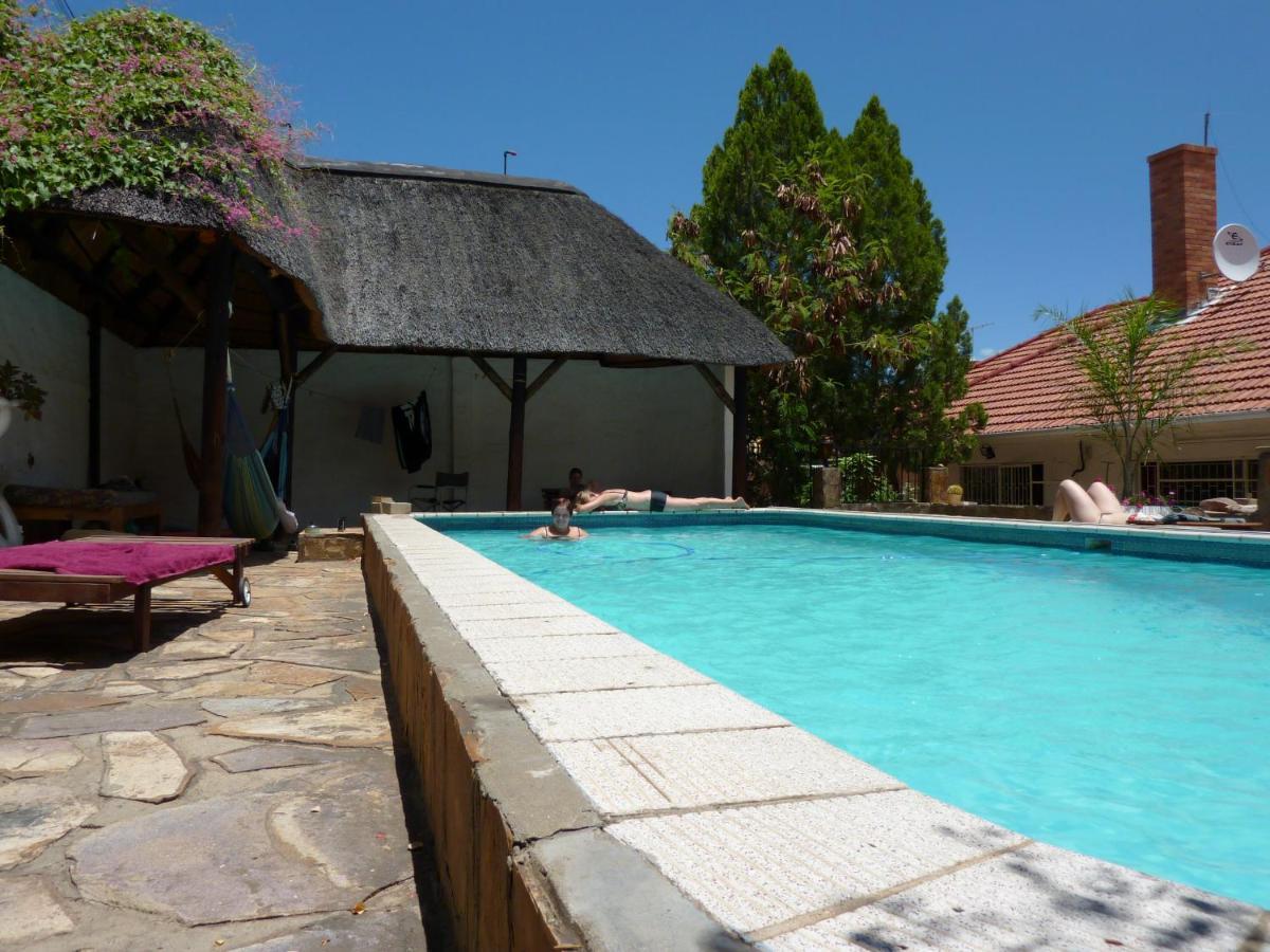 Paradisegarden Backpackers Windhuk Zewnętrze zdjęcie